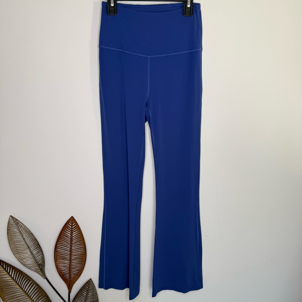 E2 Lululemon‎ Groove High Rise Blue Flared Pants - Picture 7 of 12